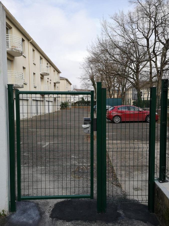 Joli Studio - Parking Prive - Wifi Tres Haut Debit - Au Calme Ναντ Εξωτερικό φωτογραφία